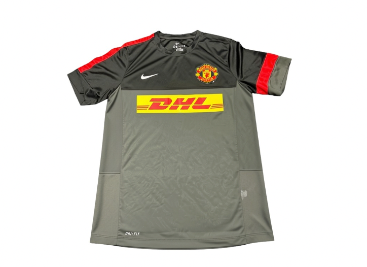 MANCHESTER UNITED RETRO JERSEY